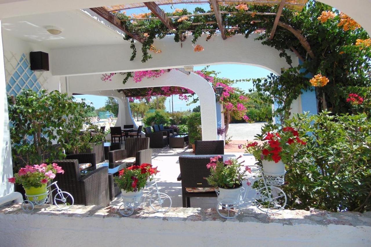 Nirvana Beach Hotel Theológos 외부 사진